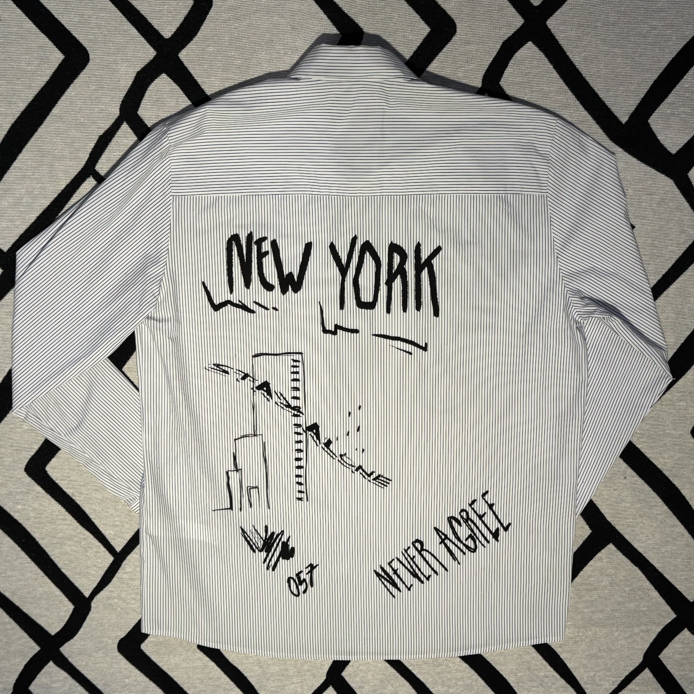 verso da camisa Zara com grafite New York