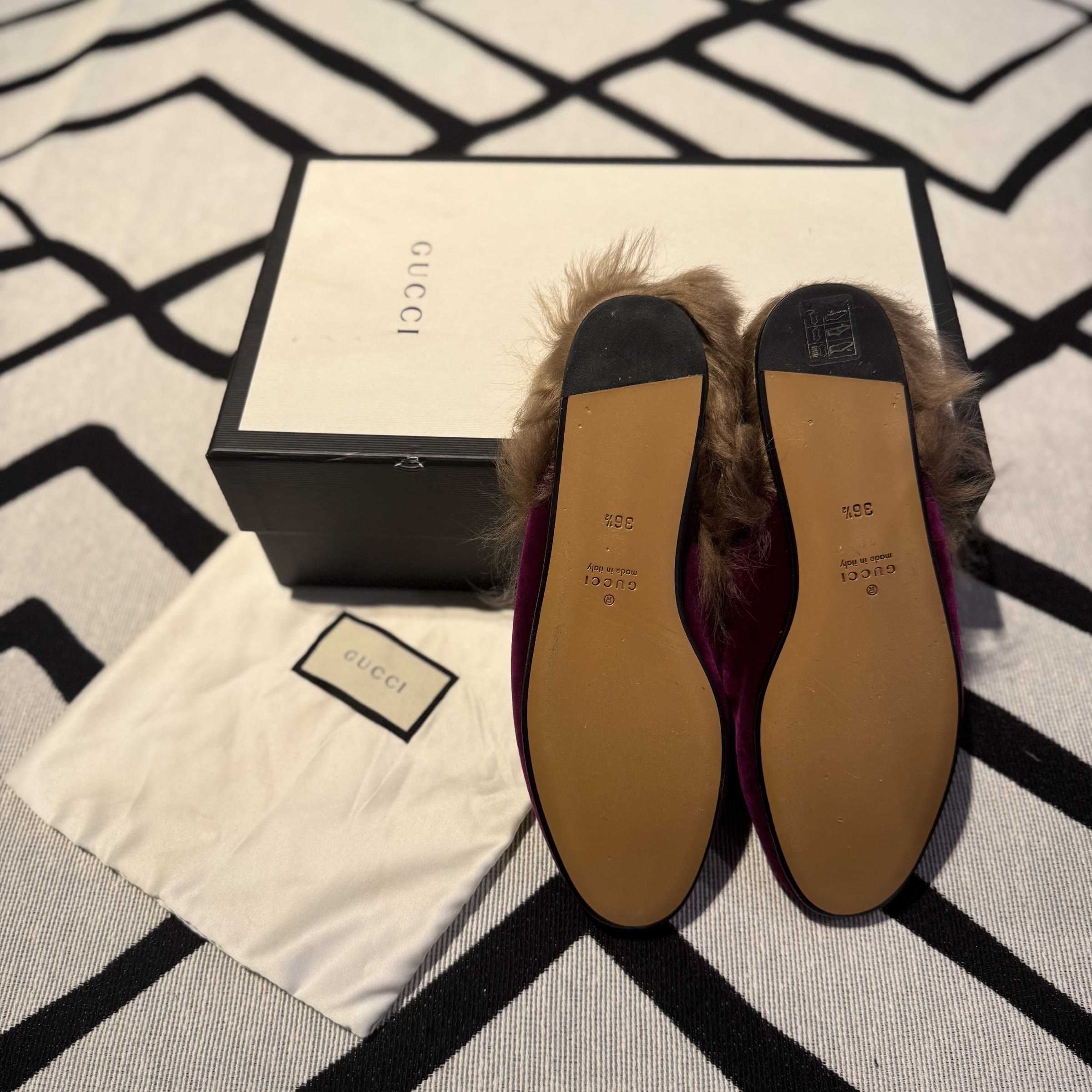 sola de couro do mule Gucci gravada 36 e meio made in Italy